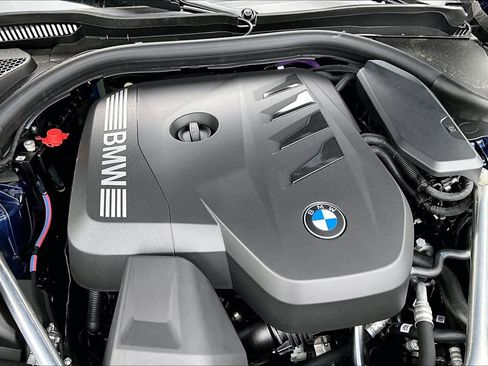 New 2026 BMW 530i xDrive w/ Premium Package AWD/4WD image 17