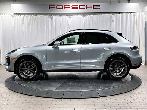 New 2026 Porsche Macan image 2