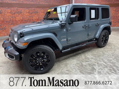 Used 2024 Jeep Wrangler Unlimited Sahara w/ Technology Group image 1