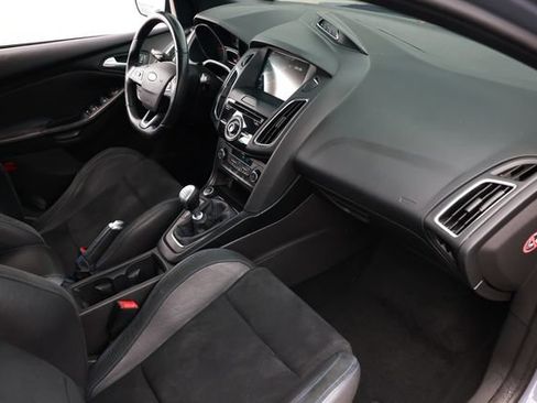 Used 2016 Ford Focus RS AWD/4WD image 20