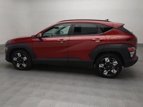 Used 2025 Hyundai Kona SEL FWD image 3