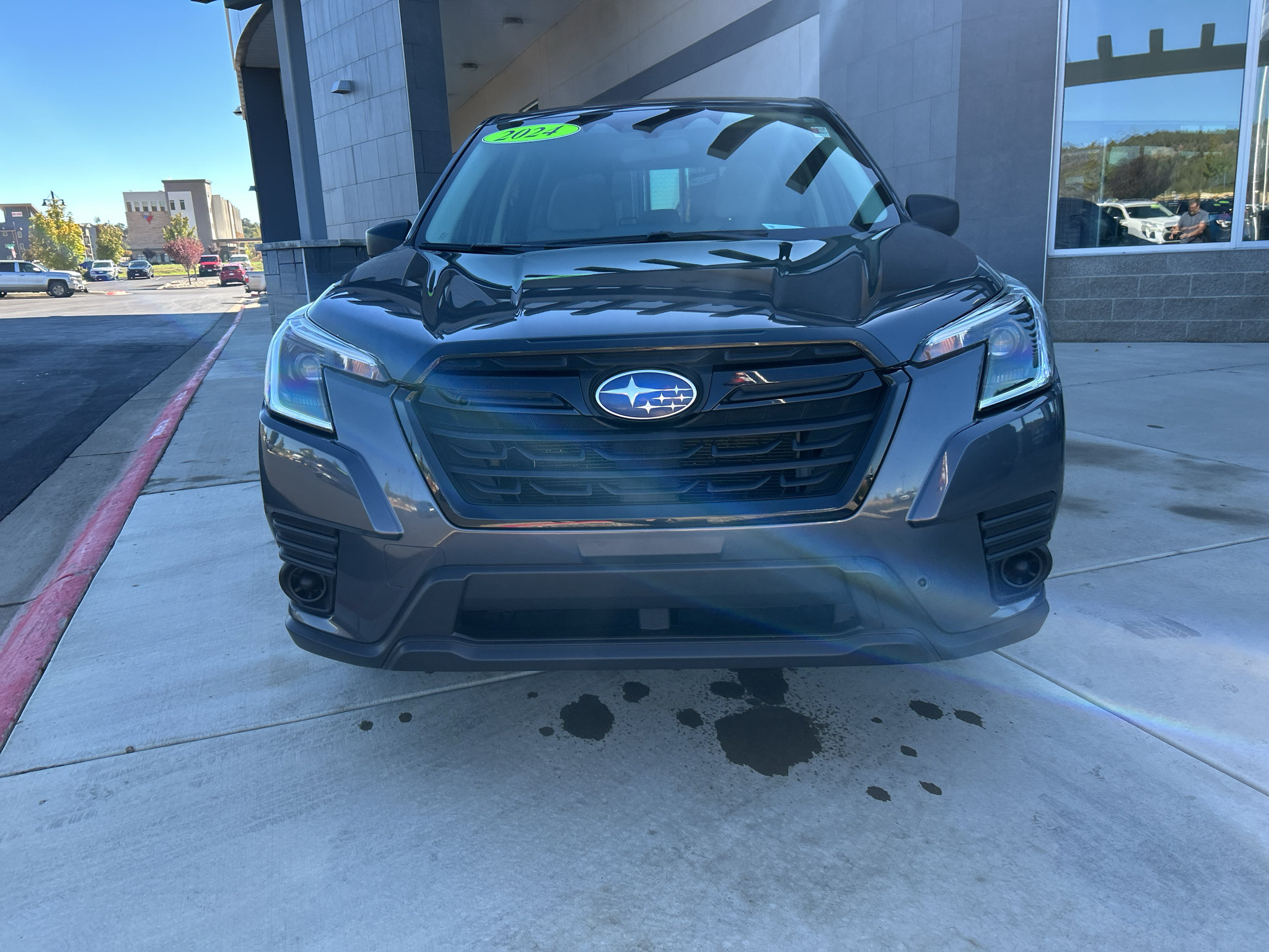 Used 2024 Subaru Forester AWD/4WD image 3