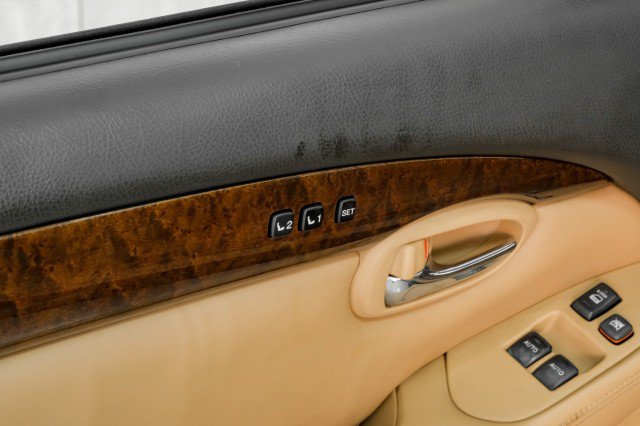 Used 2006 Lexus SC 430 Convertible RWD image 45