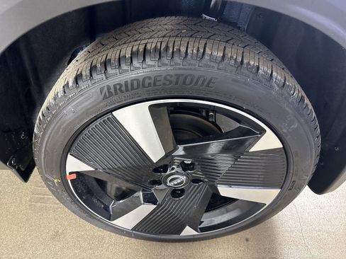 New 2026 Nissan Kicks SR w/ SR Premium Package image 6