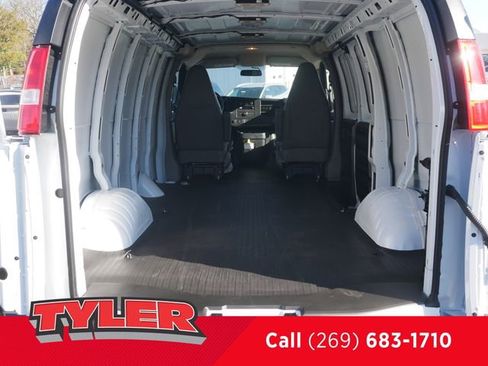 New 2026 Chevrolet Express 2500 w/ Driver Convenience Package RWD image 16