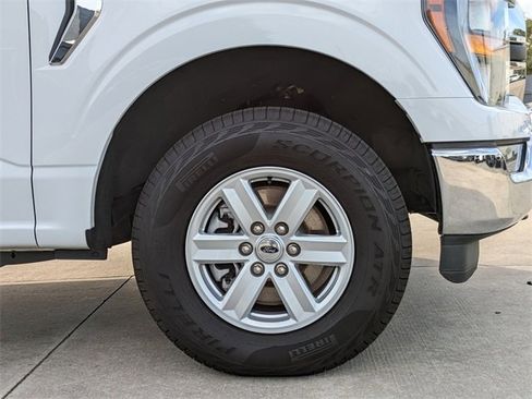 Used 2023 Ford F150 XLT image 12