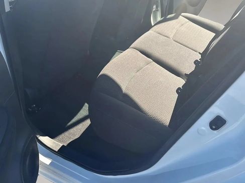 Used 2015 Nissan Leaf S FWD image 25