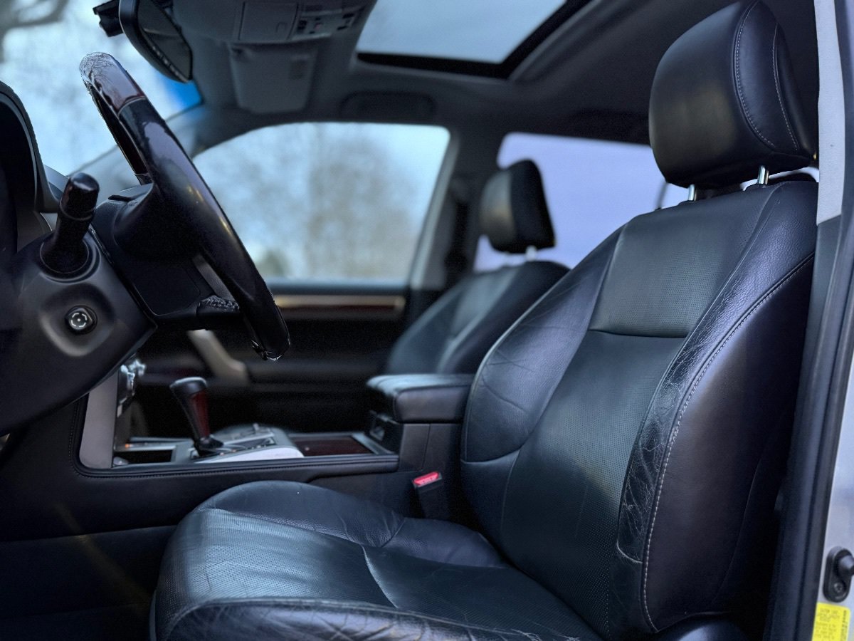 Used 2018 Lexus GX 460 Premium w/ Premium Package AWD/4WD image 15