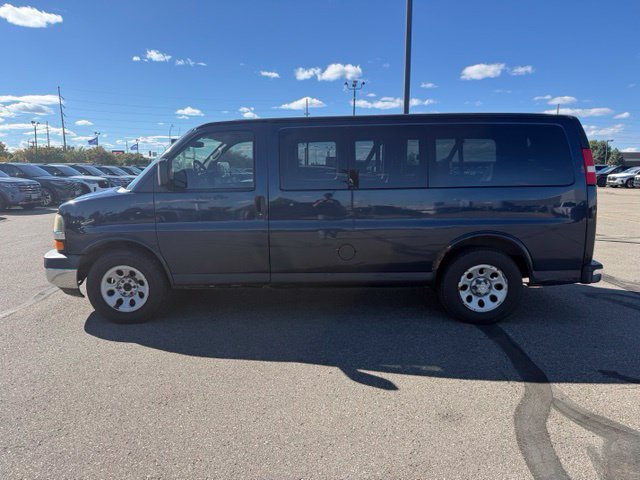 Used 2011 Chevrolet Express 1500 LT w/ LT Preferred Equipment Group AWD/4WD image 6
