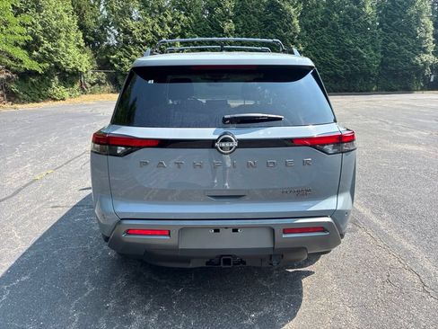 New 2026 Nissan Pathfinder Platinum AWD/4WD image 6