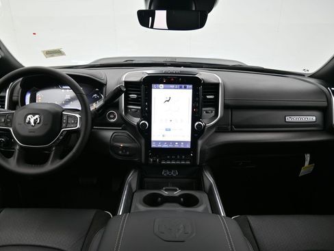 New 2026 RAM 2500 Laramie w/ Night Edition image 34