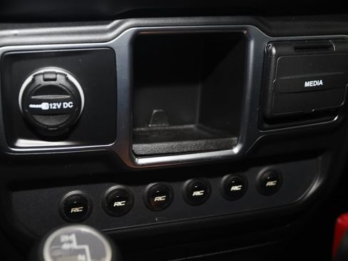 Used 2023 Jeep Gladiator Sport w/ Trailer Tow Package image 27