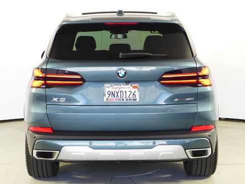 Used 2025 BMW X5 xDrive40i w/ Parking Assistance Package AWD/4WD image 8