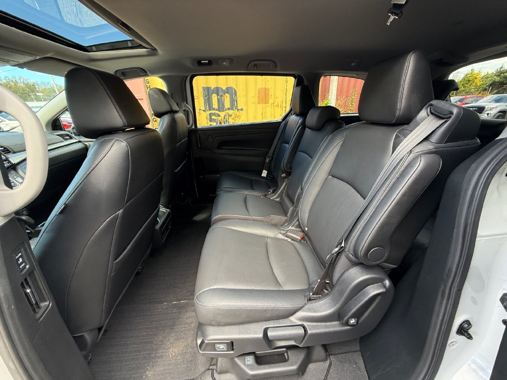 Used 2023 Honda Odyssey EX-L image 23