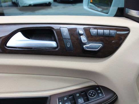 Used 2017 Mercedes-Benz GLE 350 4MATIC image 15