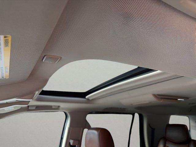 Used 2019 Cadillac Escalade Luxury AWD/4WD image 14