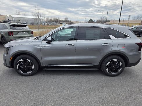 New 2026 Kia Sorento EX AWD/4WD image 2