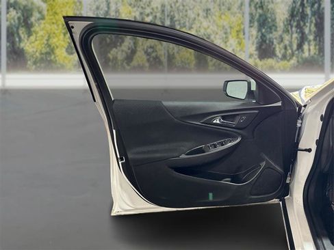 Used 2023 Chevrolet Malibu LT FWD image 20
