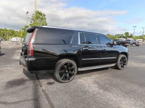Used 2015 Cadillac Escalade ESV Luxury RWD image 10