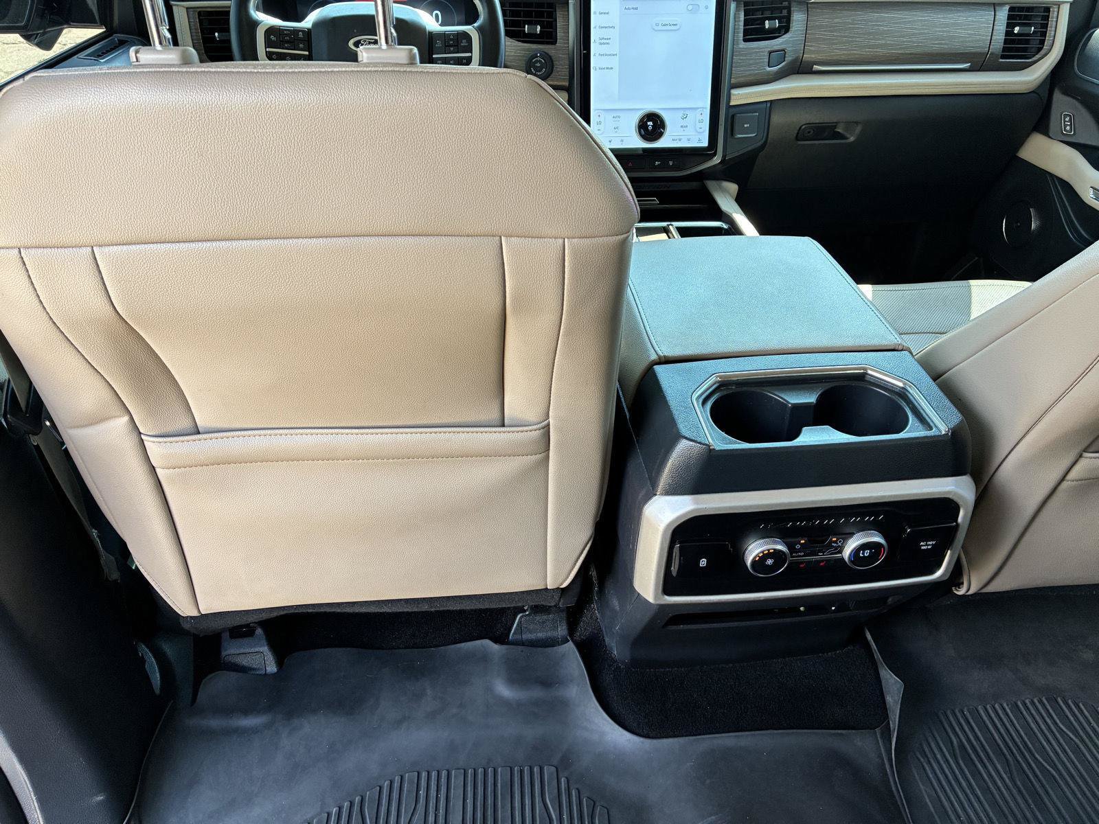 Used 2022 Ford Expedition Max Limited RWD image 29