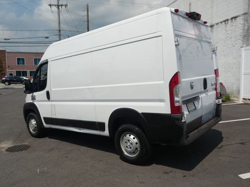 Used 2019 RAM ProMaster 2500 FWD image 10