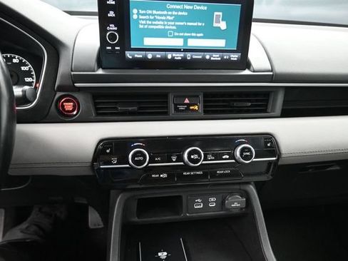 Certified 2024 Honda Pilot EX-L image 12