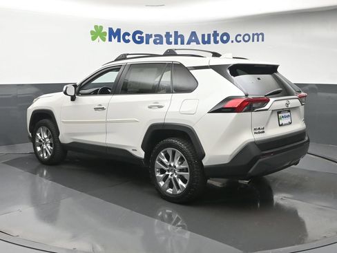 Used 2019 Toyota RAV4 Limited w/ Cold Weather Package AWD/4WD image 25