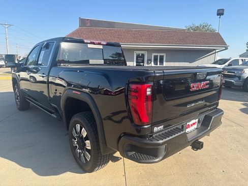 Used 2024 GMC Sierra 2500 Denali w/ Technology Package image 5