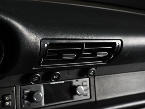 Used 1998 Porsche 911 Carrera S image 24