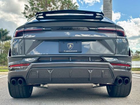 Used 2024 Lamborghini Urus Performante image 8