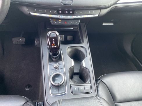 Certified 2023 Cadillac XT4 Luxury w/ Cold Weather Package image 24