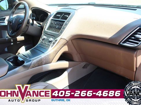 Used 2016 Lincoln MKX Reserve w/ Luxury Package AWD/4WD image 15