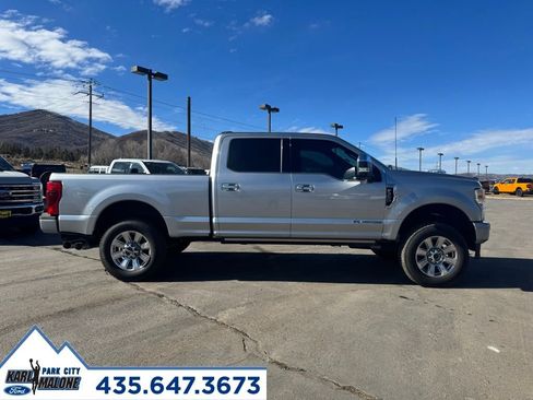 Used 2022 Ford F350 Platinum image 2