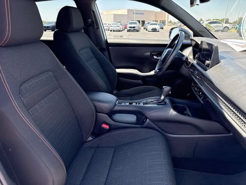 Used 2024 Honda HR-V Sport image 23