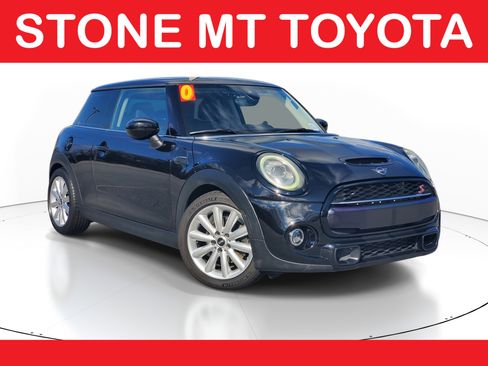 Used 2020 MINI Cooper S image 1