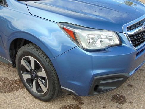 Used 2017 Subaru Forester 2.5i w/ Alloy Wheel Package AWD/4WD image 2