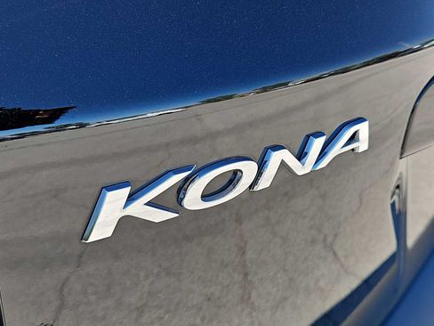 Used 2023 Hyundai Kona SEL w/ Cargo Package AWD/4WD image 12