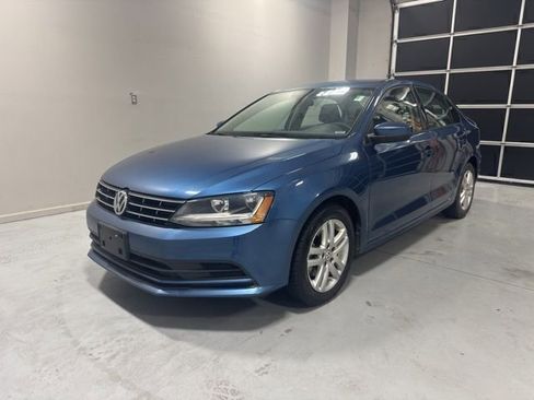 Used 2018 Volkswagen Jetta S FWD image 2