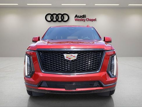 Used 2026 Cadillac Escalade ESV Platinum Sport w/ LPO, Floor Liner Package AWD/4WD image 8