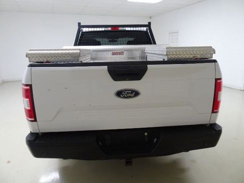Used 2018 Ford F150 XL w/ Equipment Group 101A Mid image 5