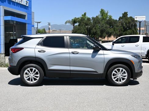 New 2026 Chevrolet TrailBlazer LS w/ LS Convenience Package FWD image 3
