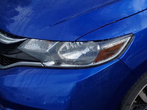 Used 2018 Honda Fit EX image 9