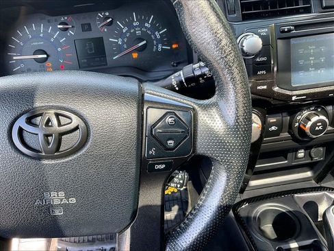 Used 2019 Toyota 4Runner SR5 AWD/4WD image 24
