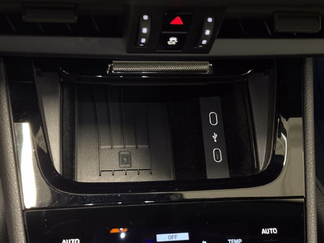 Certified 2026 Porsche Cayenne AWD/4WD image 19