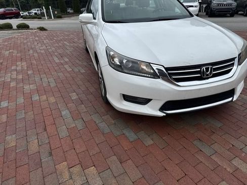 Used 2014 Honda Accord EX image 21