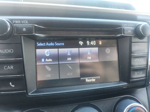 Used 2018 Toyota RAV4 LE w/ Carpet Mat Package FWD image 11