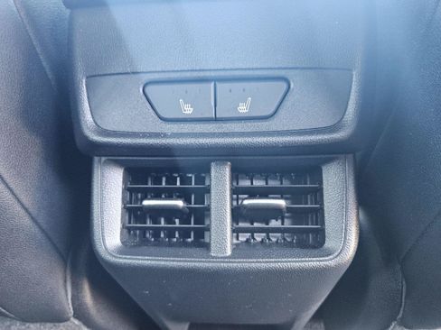Certified 2025 Chevrolet Equinox RS w/ Convenience Package III AWD/4WD image 19