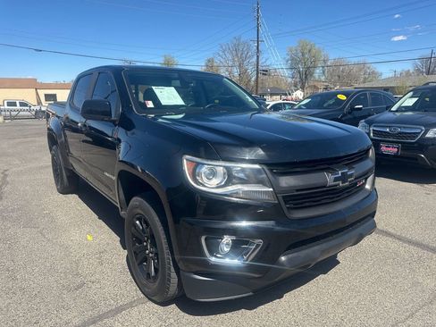 Used 2017 Chevrolet Colorado Z71 AWD/4WD image 4