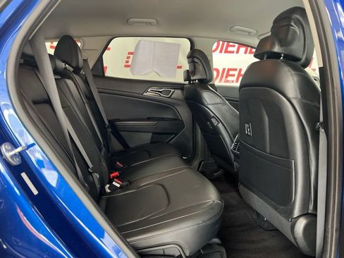 Used 2023 Kia Sportage EX FWD image 10