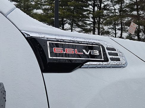 New 2026 GMC Sierra 2500 Pro w/ Convenience Package AWD/4WD image 17
